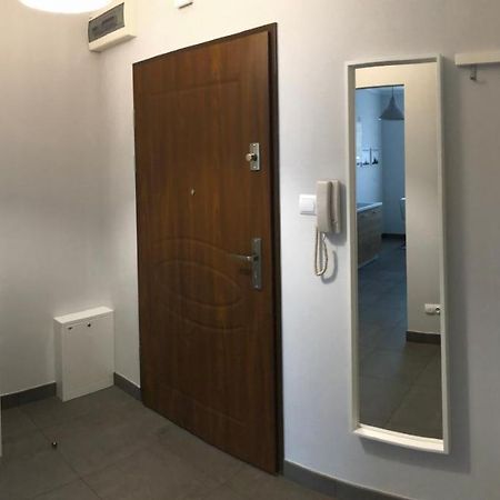 Apartament Smialego 9 ชวิดนิตซา ภายนอก รูปภาพ