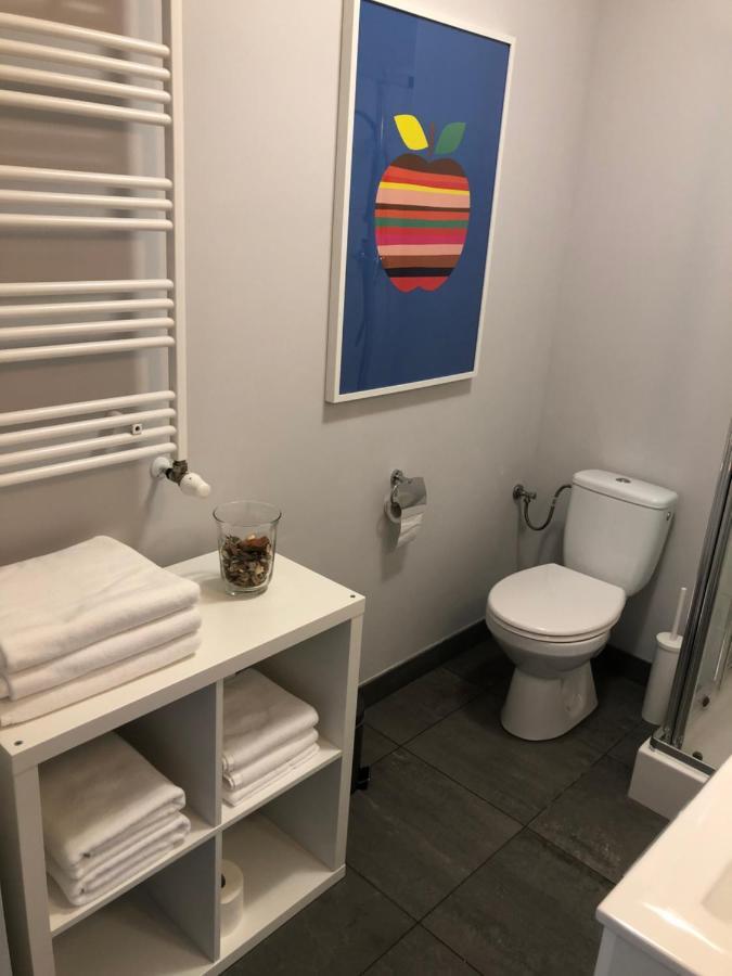 Apartament Smialego 9 ชวิดนิตซา ภายนอก รูปภาพ